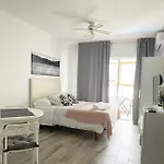 Appartamento Canovas Nerja- Estudio 410 *